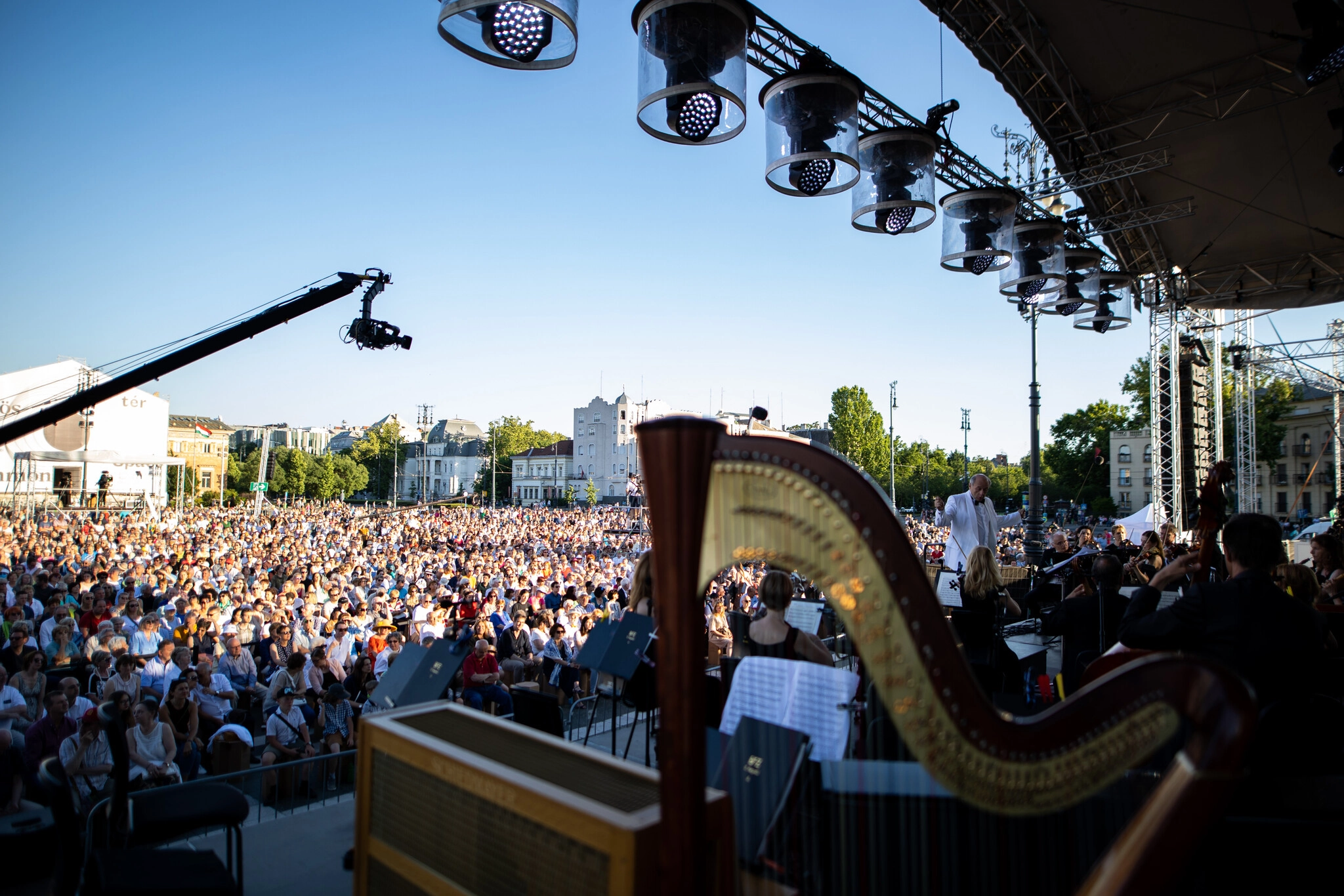 A Budapesti Fesztiválzenekar ünnepi koncertje a Hősök terén